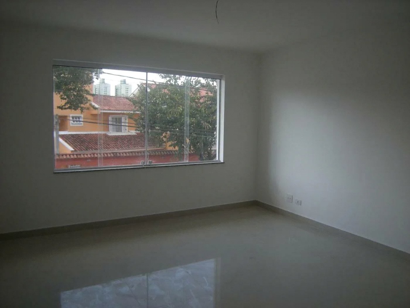 Casa à venda com 2 suítes em Jardim Odete, São Paulo, SP
