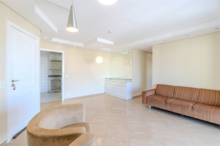 Apartamento à venda com 4 quartos, sendo 2 suítes, em Jardim Marajoara, São Paulo, SP