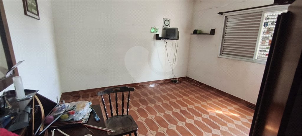 Casa para alugar com 6 quartos, sendo 2 suítes,  em Vila São João, Guarulhos, SP