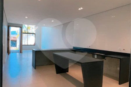 Casa Térrea à venda com 3 quartos, sendo 1 suíte, em Jardim do Lago, Atibaia, SP