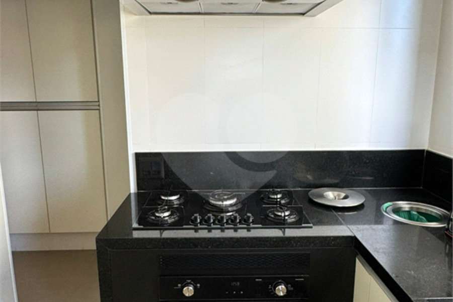 Apartamento à venda com 4 suítes em Paraíso, São Paulo, SP