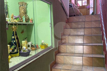 Sobrado à venda com 3 suítes em Jardim Celeste, São Paulo, SP