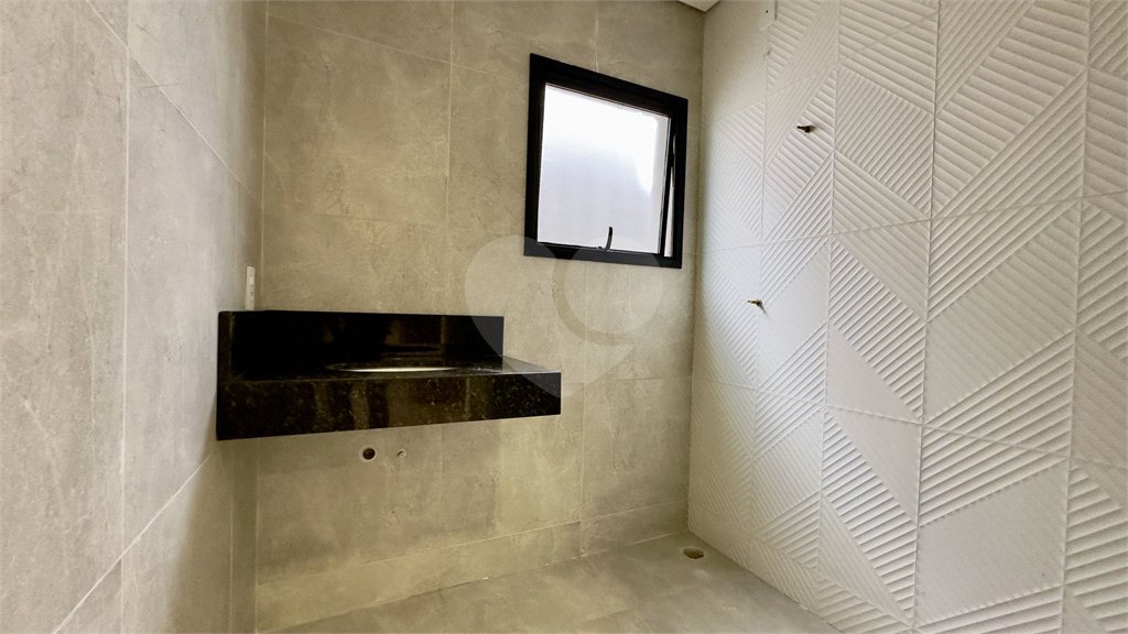 Casa à venda com 3 quartos, sendo 1 suíte, no condomínio Brasil, Atibaia - SP