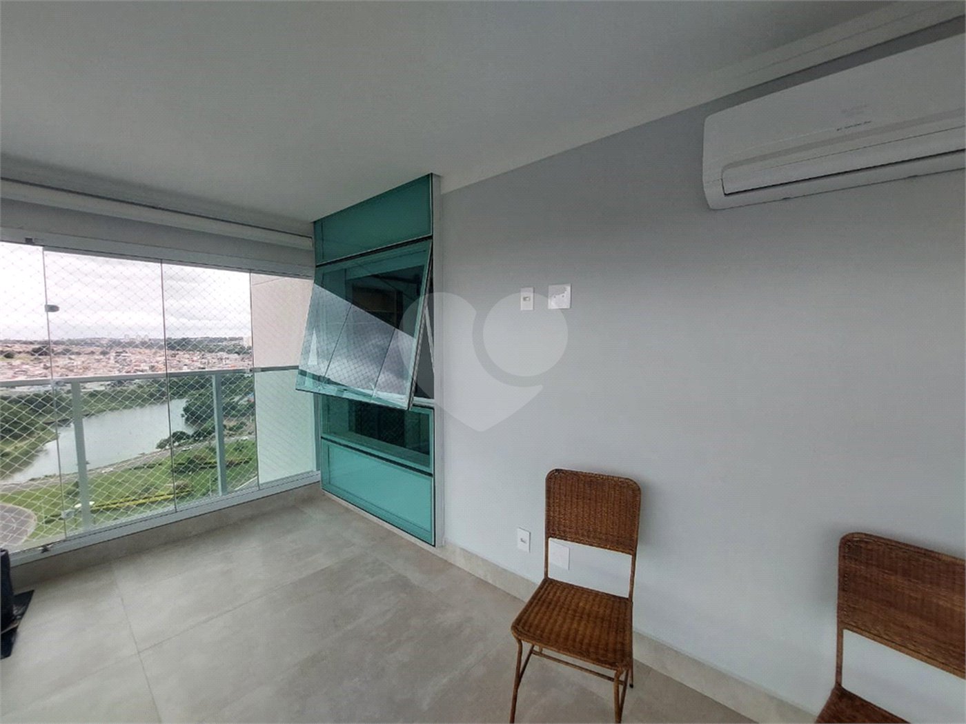 Apartamento à venda com 3 suítes em Bairro Pau Preto, Indaiatuba, SP
