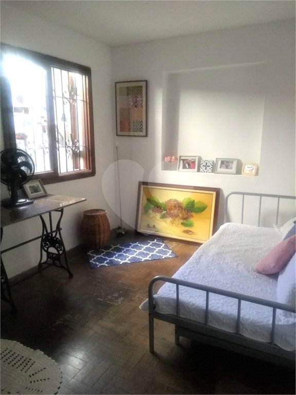 Casa à venda com 3 quartos, sendo 1 suíte, em Parque Continental, São Paulo, SP
