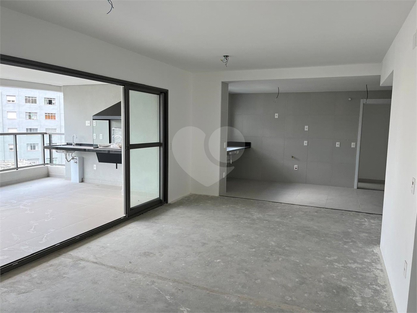 Apartamento à venda com 3 suítes em Paraíso, São Paulo, SP