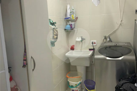 Casa à venda com 3 quartos, sendo 1 suíte, no condomínio Traituba, São Paulo - SP