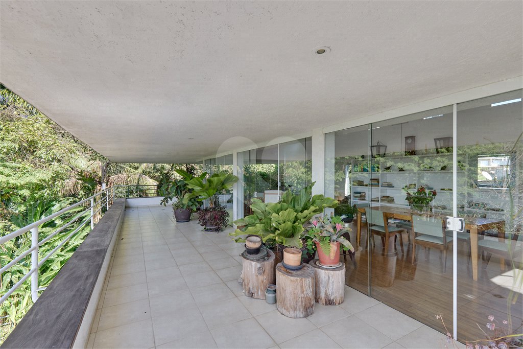Casa à venda com 3 quartos, sendo 1 suíte, em Guarapiranga, São Paulo, SP