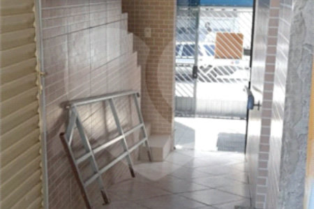 Sobrado à venda com 6 quartos, sendo 3 suítes, em Vila Divina Pastora, São Paulo, SP