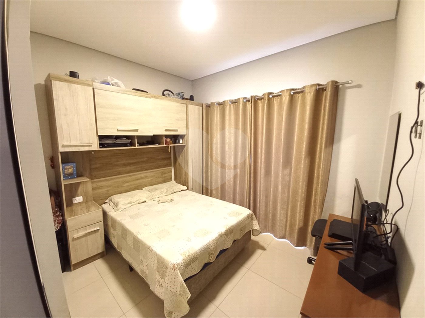 Casa à venda com 3 quartos, sendo 1 suíte,  no condomínio Villagio Milano, Sorocaba - SP