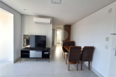 Apartamento para alugar com 2 quartos em Vila Olímpia, São Paulo, SP