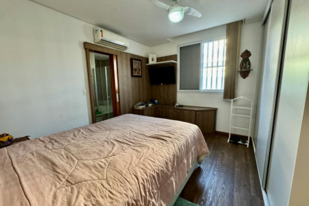 Casa com 4 dormitórios à venda, 208 m² por R$ 2.490.000,00 - Ponta da Praia - Santos/SP