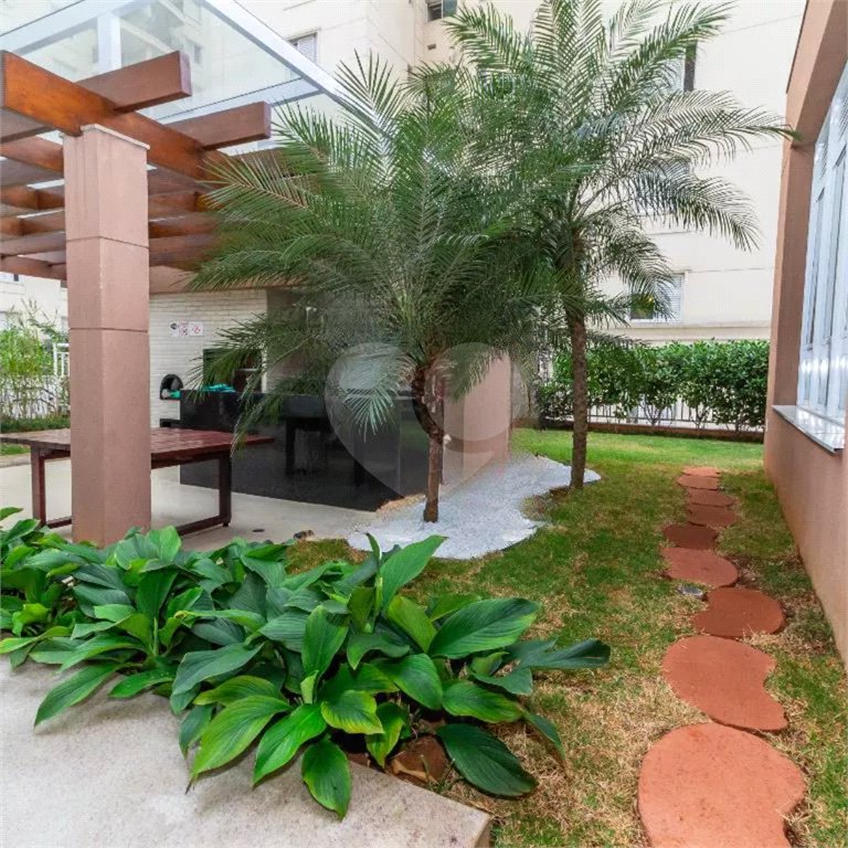 Apartamento à venda com 3 suítes em Vila Pompéia, São Paulo, SP