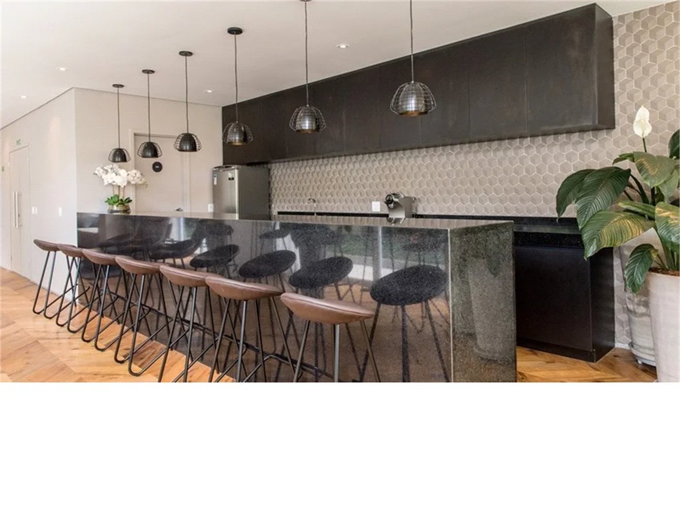 Apartamento à venda com 2 suítes em Vila Madalena, São Paulo, SP