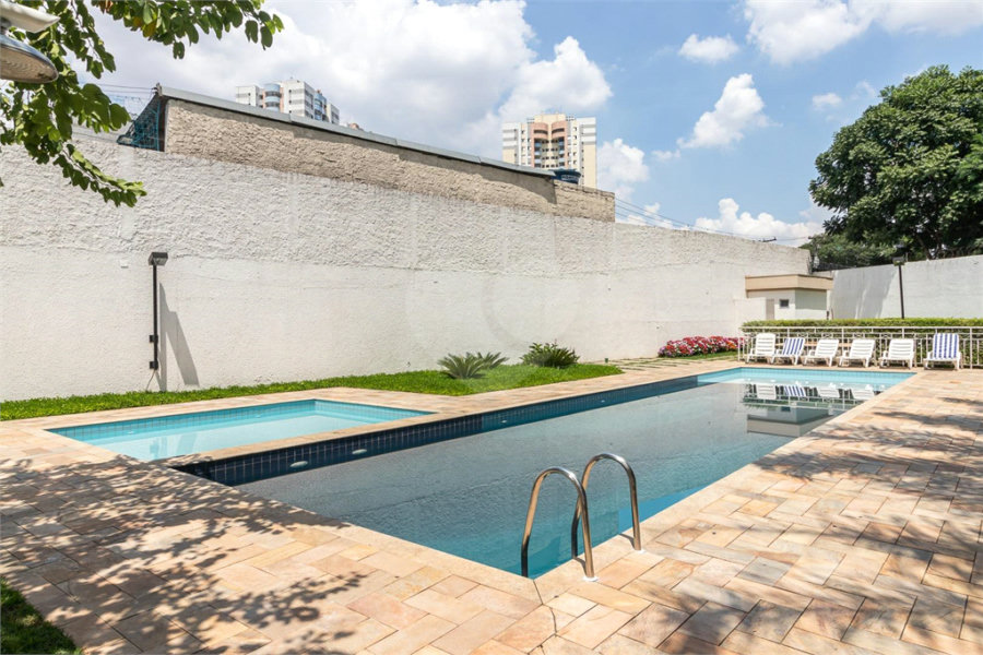 Apartamento à venda com 2 quartos, sendo 1 suíte,  em Sapopemba, São Paulo, SP