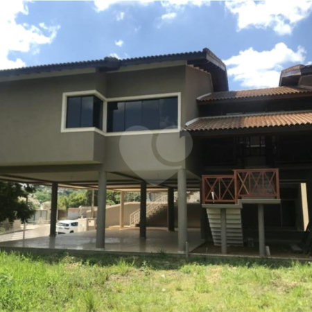 Casa à venda com 4 suítes em Nova Gardênia, Atibaia, SP