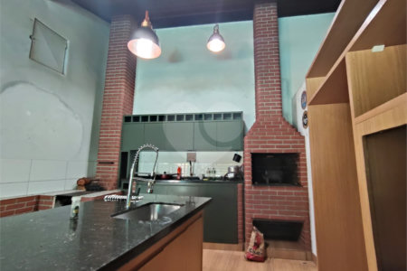 Casa Térrea à venda com 4 quartos, sendo 1 suíte, em Vila Mazzei, Itapetininga, SP