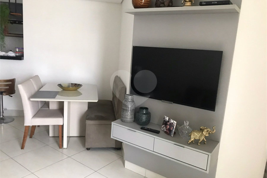 Apartamento à venda com 3 quartos, sendo 1 suíte, em São João Clímaco, São Paulo, SP