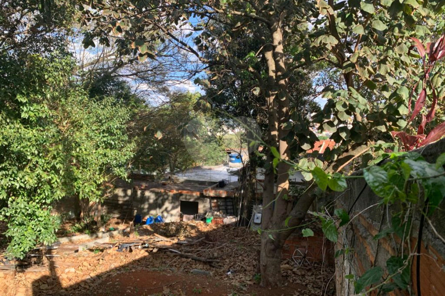 Terreno à venda com 2 quartos em Vila Nivi, São Paulo, SP