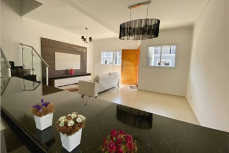 Casa à venda com 2 suítes no condomínio Renaissence Clube, Suzano - SP
