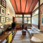 Casa à venda com 4 suítes no condomínio Jardim Mediterrâneo, Cotia - SP