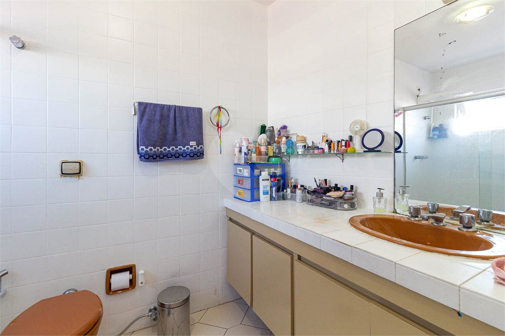 Casa de Vila à venda com 3 quartos, sendo 1 suíte, em Chácara Monte Alegre, São Paulo, SP
