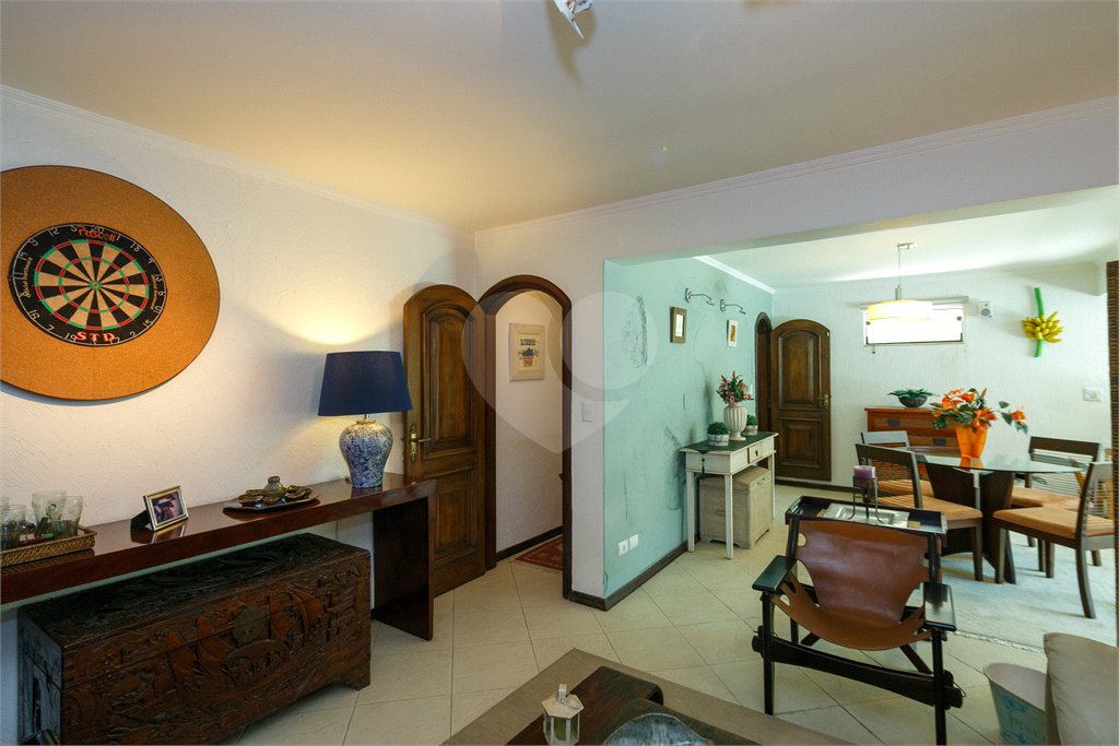 Casa Térrea à venda com 3 quartos, sendo 2 suítes,  em Brooklin Paulista, São Paulo, SP