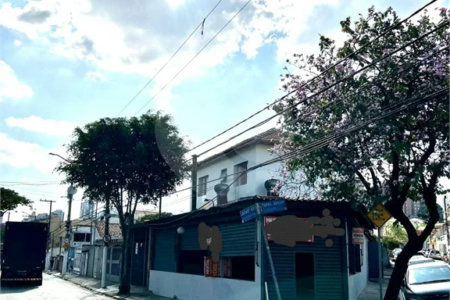 Sobrado à venda com 3 quartos, sendo 1 suíte, em Vila Vitório Mazzei, São Paulo, SP