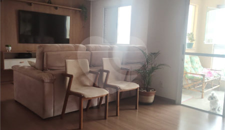 Apartamento à venda com 3 quartos, sendo 1 suíte,  em Jardim Imperador, Suzano, SP
