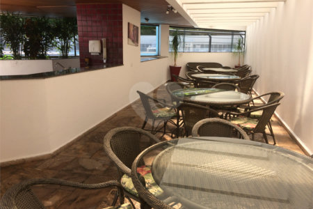 Apartamento à venda com 3 suítes em Vila Suzana, São Paulo, SP