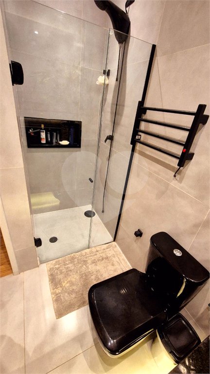 Apartamento à venda com 1 suíte em Vila Uberabinha, São Paulo, SP