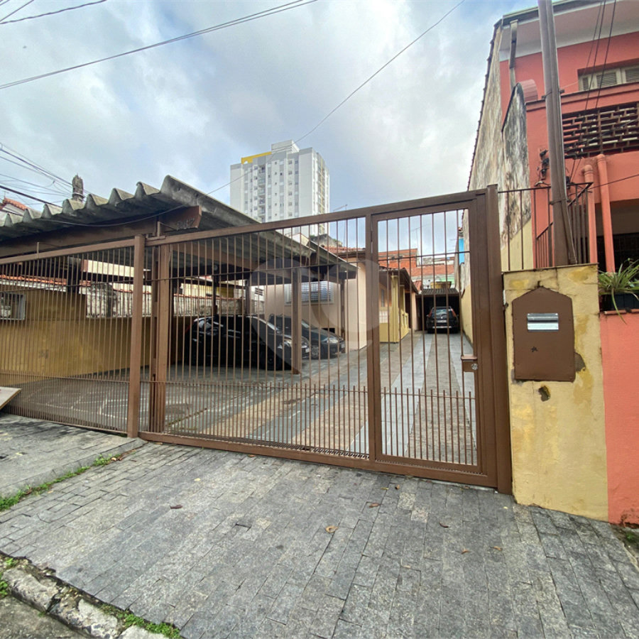 Terreno à venda com 3 quartos, sendo 1 suíte, em Vila Nivi, São Paulo, SP