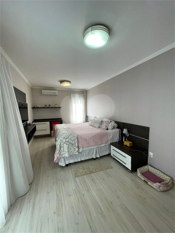 Casa à venda com 4 suítes no condomínio Aruã Lagos, Mogi das Cruzes - SP