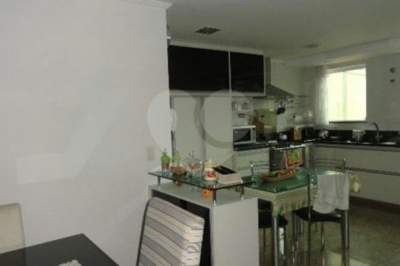 Sobrado à venda com 3 quartos, sendo 2 suítes, em Água Fria, São Paulo, SP