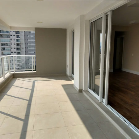 Apartamento à venda com 3 suítes em Vila Anastácio, São Paulo, SP