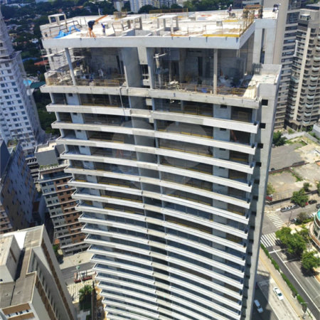 Apartamento à venda com 3 suítes em Moema, São Paulo, SP