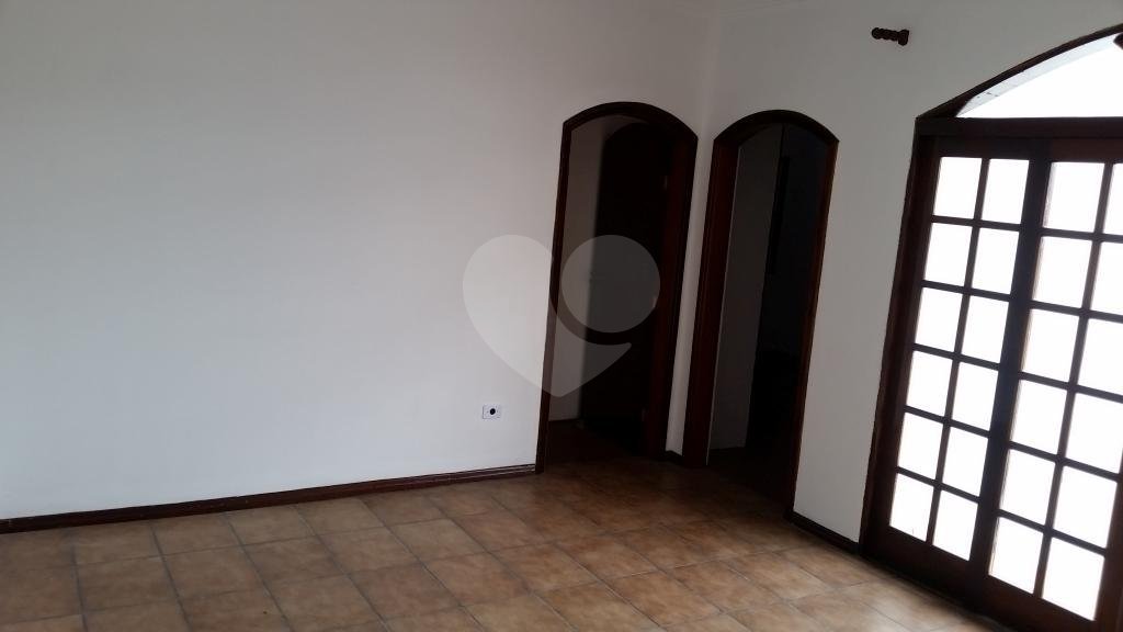Sobrado à venda com 4 quartos em Vila Guilherme, São Paulo, SP