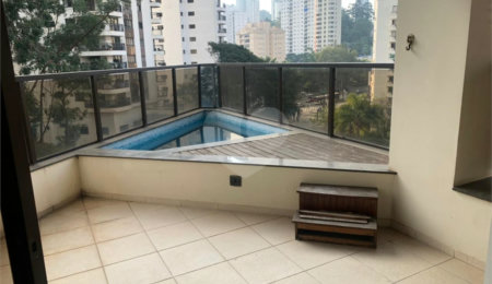 Apartamento à venda com 4 quartos, sendo 3 suítes, em Vila Andrade, São Paulo, SP