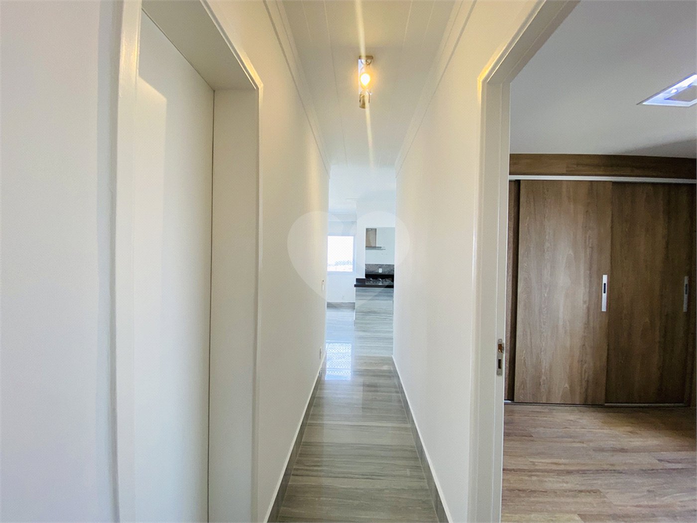 Apartamento à venda com 2 quartos, sendo 1 suíte,  no Centro, São Bernardo do Campo, SP