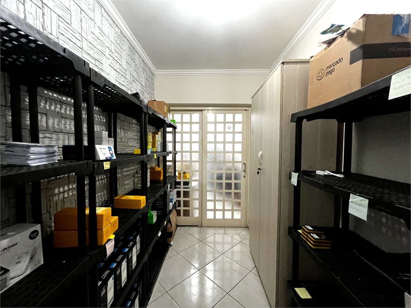 Sobrado à venda com 4 quartos, sendo 1 suíte,  em Vila Curuçá, Santo André, SP