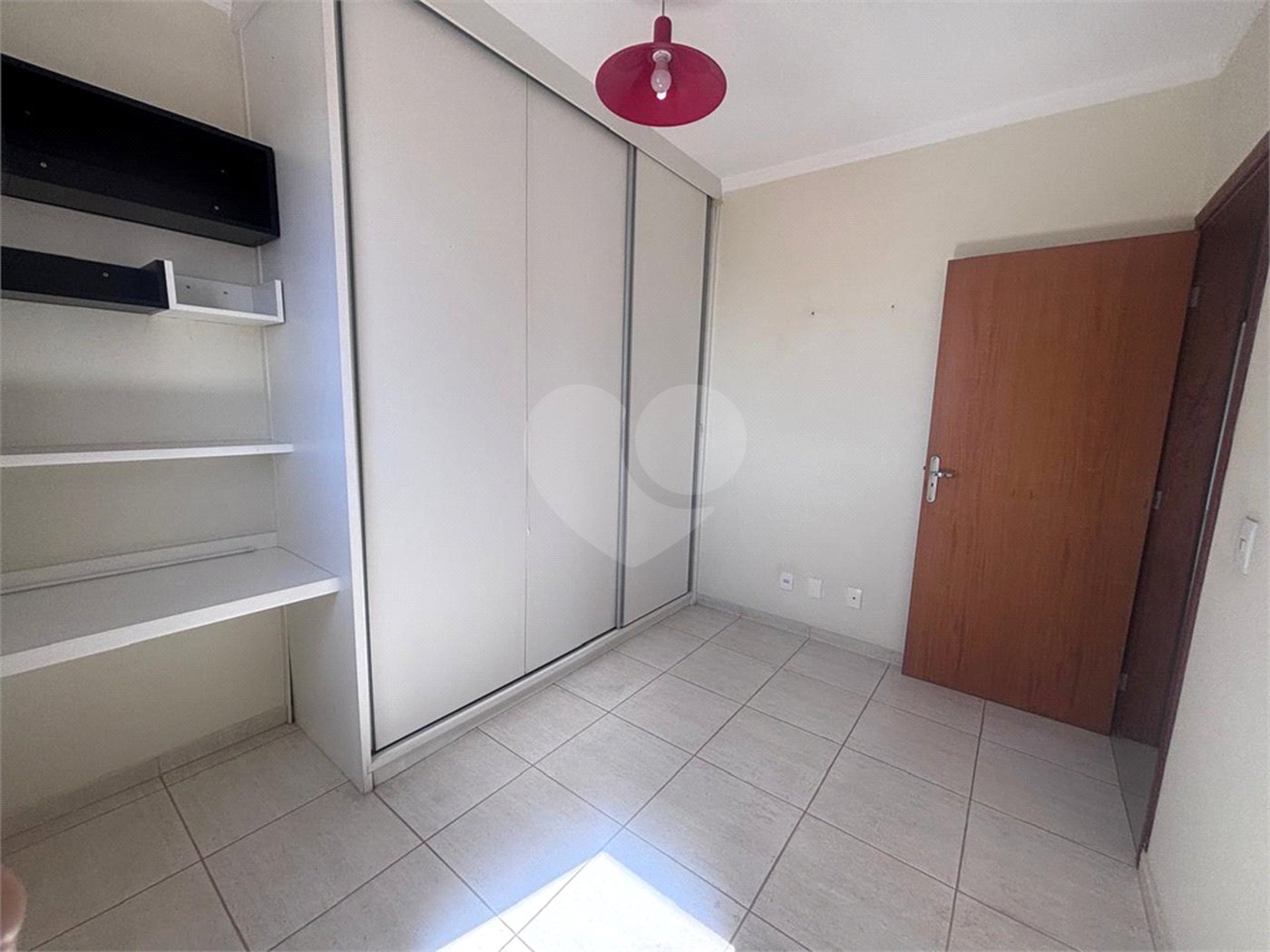 Apartamento à venda com 3 quartos, sendo 1 suíte,  em Vila Independência, Sorocaba, SP