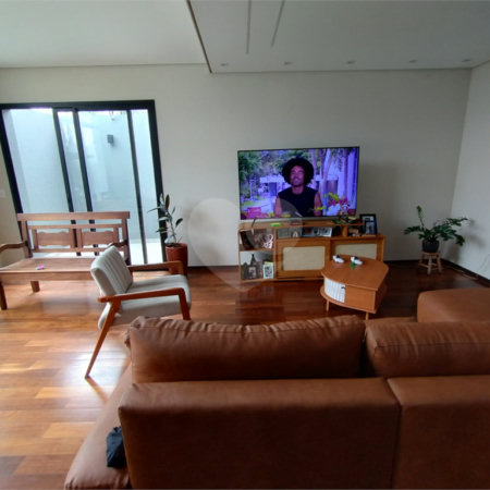 Casa à venda com 3 suítes no Centro, Itapetininga, SP