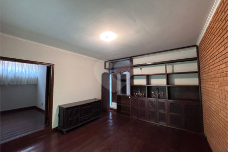 Sobrado à venda com 4 quartos, sendo 3 suítes, em Jardim América, Ribeirão Preto, SP
