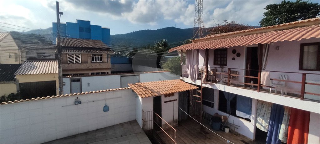 Terreno à venda com 6 quartos, sendo 2 suítes, no condomínio Conjunto Residencial Campo Belo, Rio de Janeiro - RJ