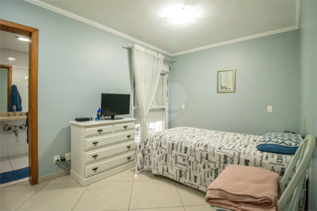 Apartamento à venda com 4 quartos, sendo 2 suítes, em Jardim Prudência, São Paulo, SP