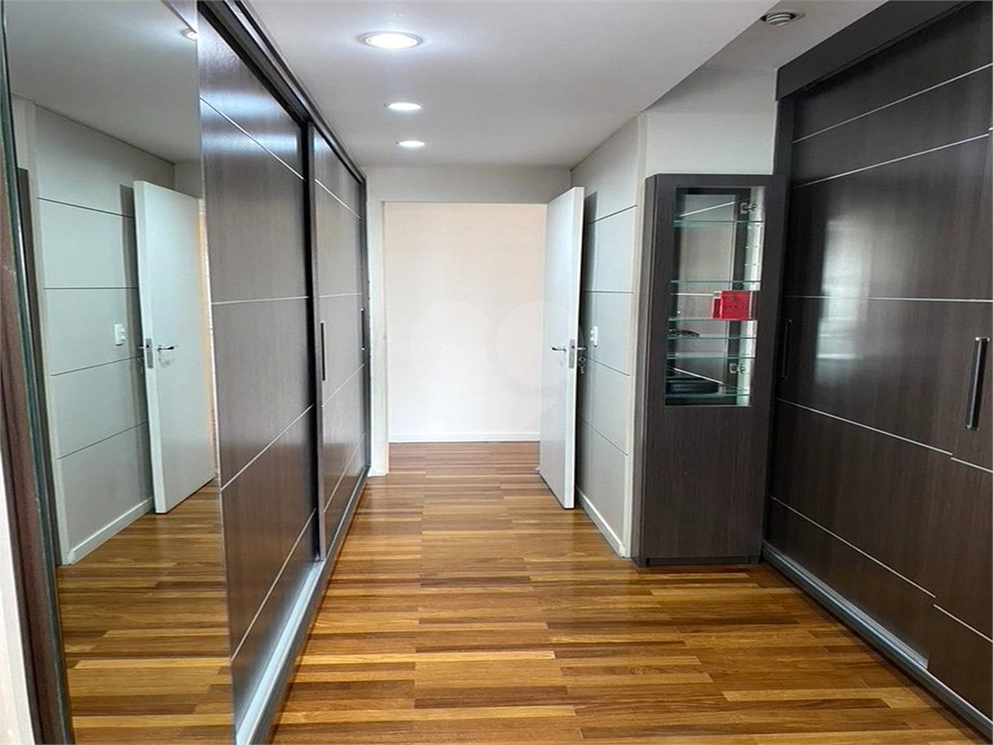 Apartamento à venda com 3 suítes em Santa Teresinha, São Paulo, SP