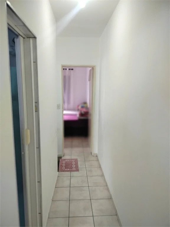 Sobrado à venda com 2 quartos em Jardim Santa Rosa, Taboão da Serra, SP