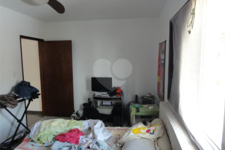 Sobrado à venda com 3 quartos em Água Fria, São Paulo, SP