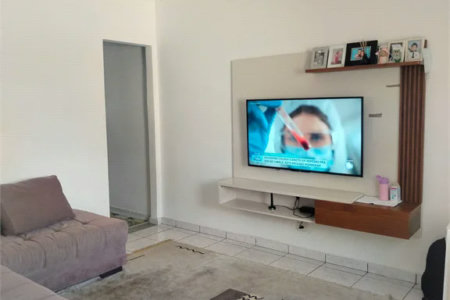 Sobrado à venda com 2 quartos em Jardim Santa Rosa, Taboão da Serra, SP