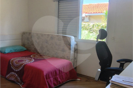 Sobrado à venda com 3 suítes em Vila Petrópolis, Atibaia, SP